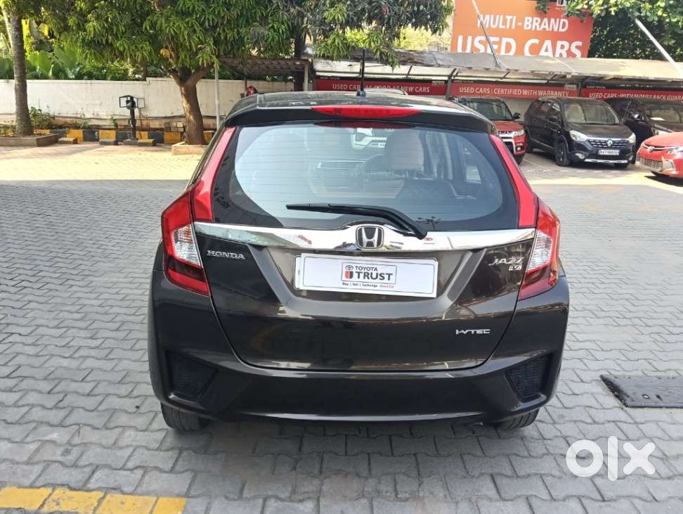 Honda Jazz V Mt Privilege, 2016, Petrol