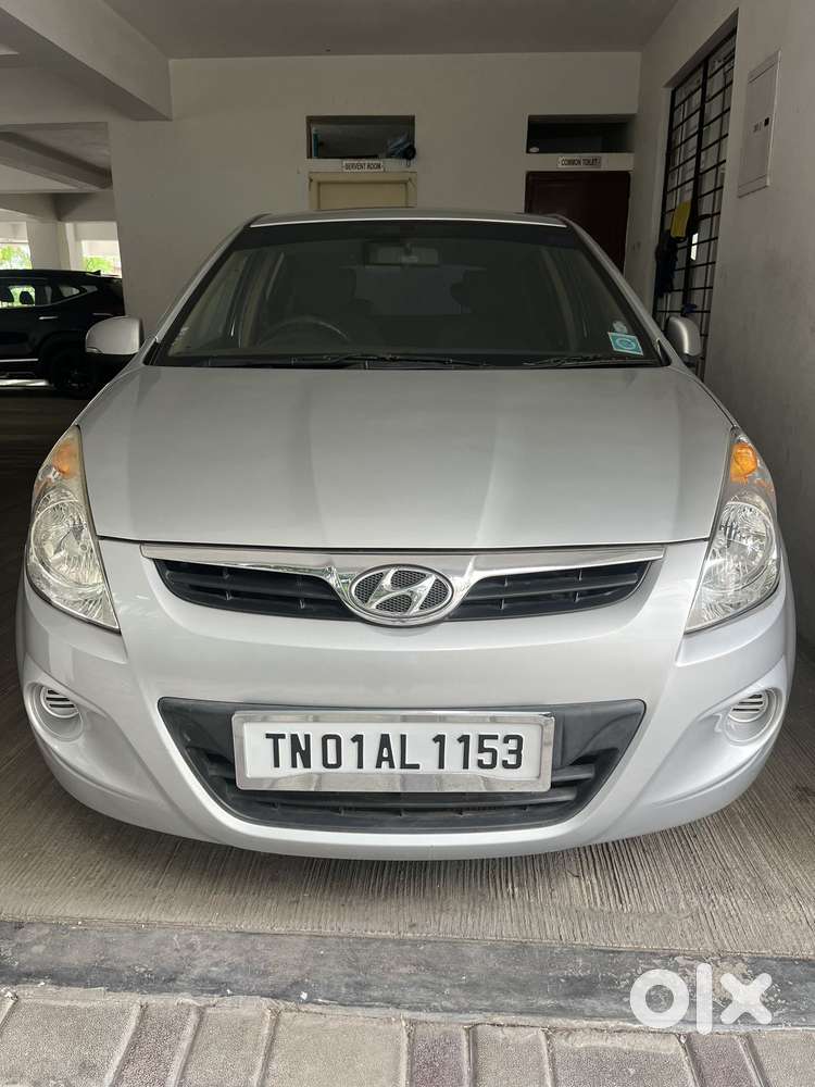 Hyundai I20 Sportz 1.2 Bs-iv, 2010, Petrol