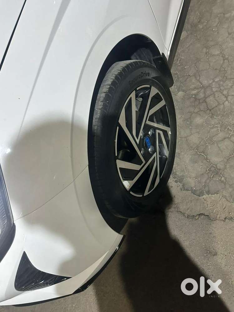 Hyundai New I20 2024 Petrol 28400 Km Driven