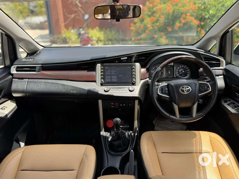 Toyota Innova Crysta 2.4 V 7 Str, 2023, Diesel