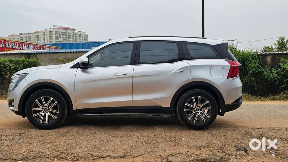 Mahindra Xuv700 Luxury At Diesel 96000 Km Driven
