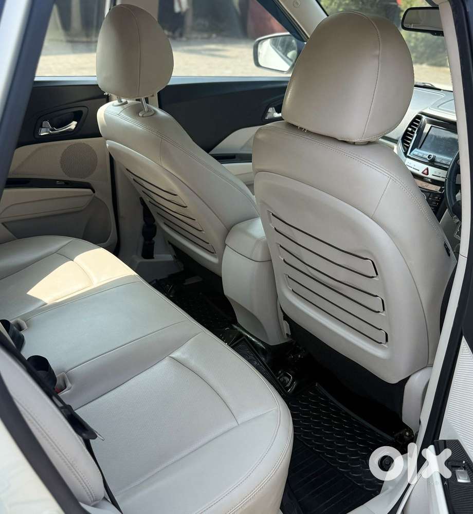 Mahindra Xuv300 W8 Option Diesel, 2022, Diesel