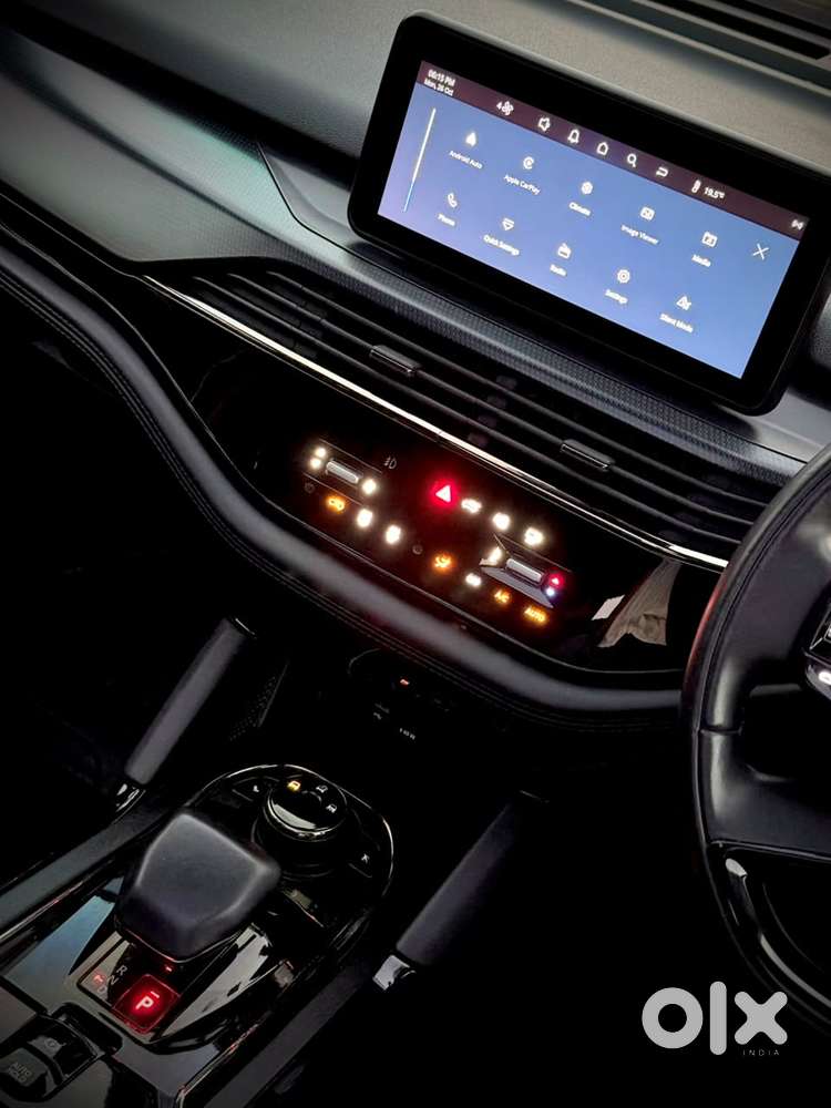 Tata Safari Adventure X Plus 7 Str Dark Edition At, 2025, Diesel