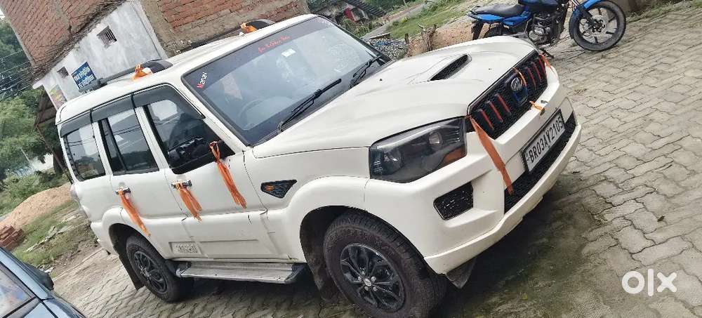 Mahindra Scorpio Diesel 2016 Variant