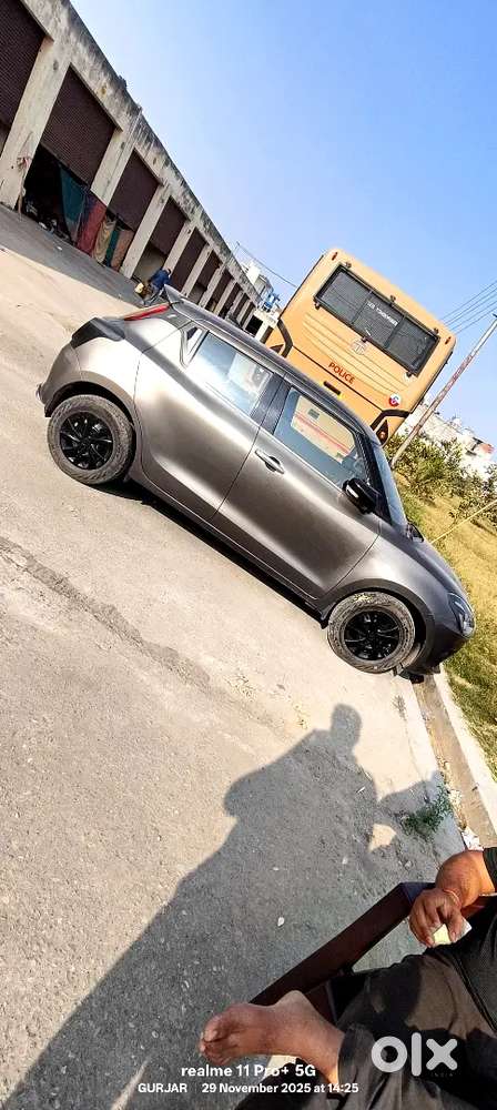 Maruti Suzuki Swift 2023 Petrol Well Maintained