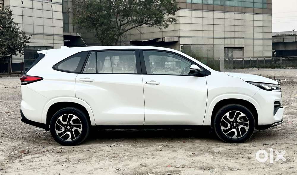 Maruti Suzuki Invicto Zeta Plus 7str, 2023, Petrol