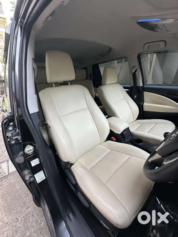 Toyota Innova Crysta 2024