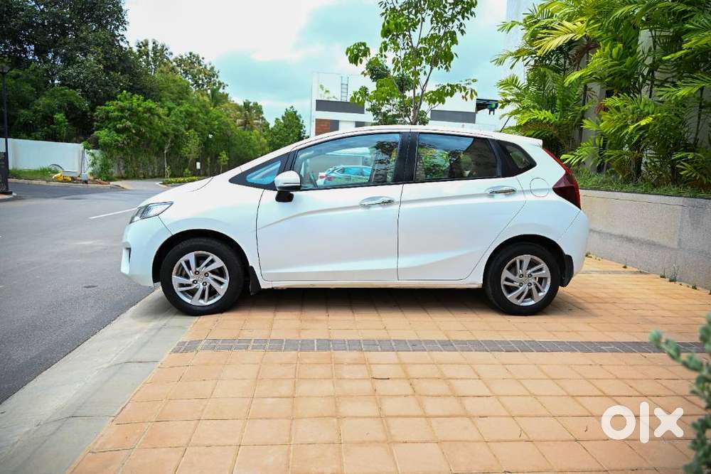 Honda Jazz 2019 Petrol Well Maintained