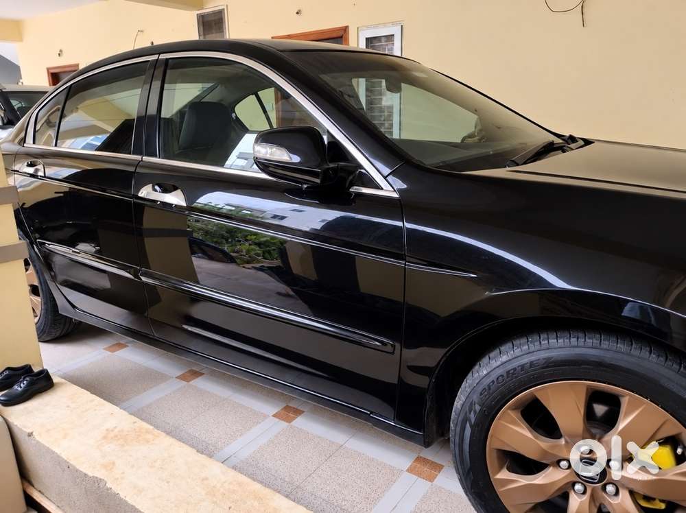 Honda Accord Petrol 2010
