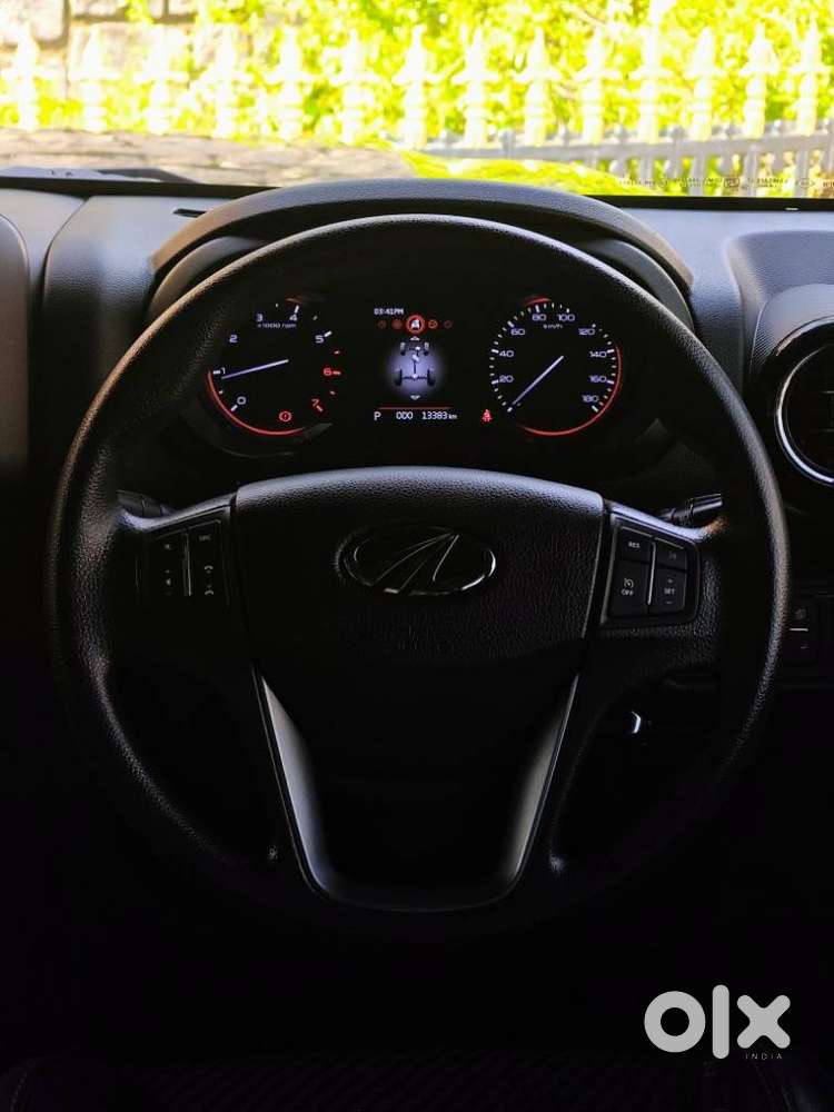 Mahindra Thar, 2022, Petrol