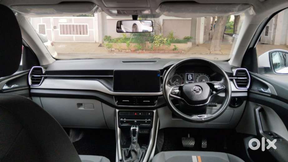 Skoda Kushaq 1.0 Tsi Ambition At, 2024, Petrol
