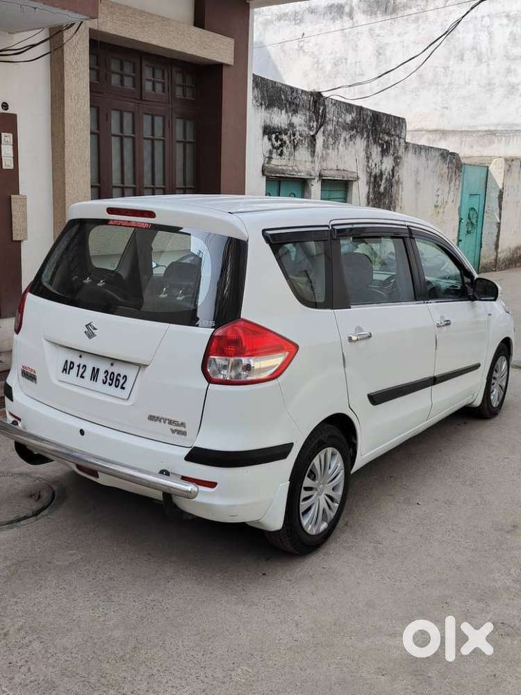 Maruti Suzuki Ertiga 2012-2015 Vdi, 2013, Diesel