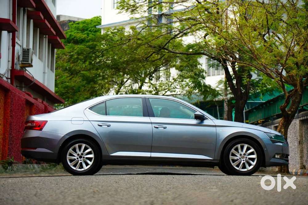 Skoda Superb Laurin And Klement 1.8, 2019, Petrol