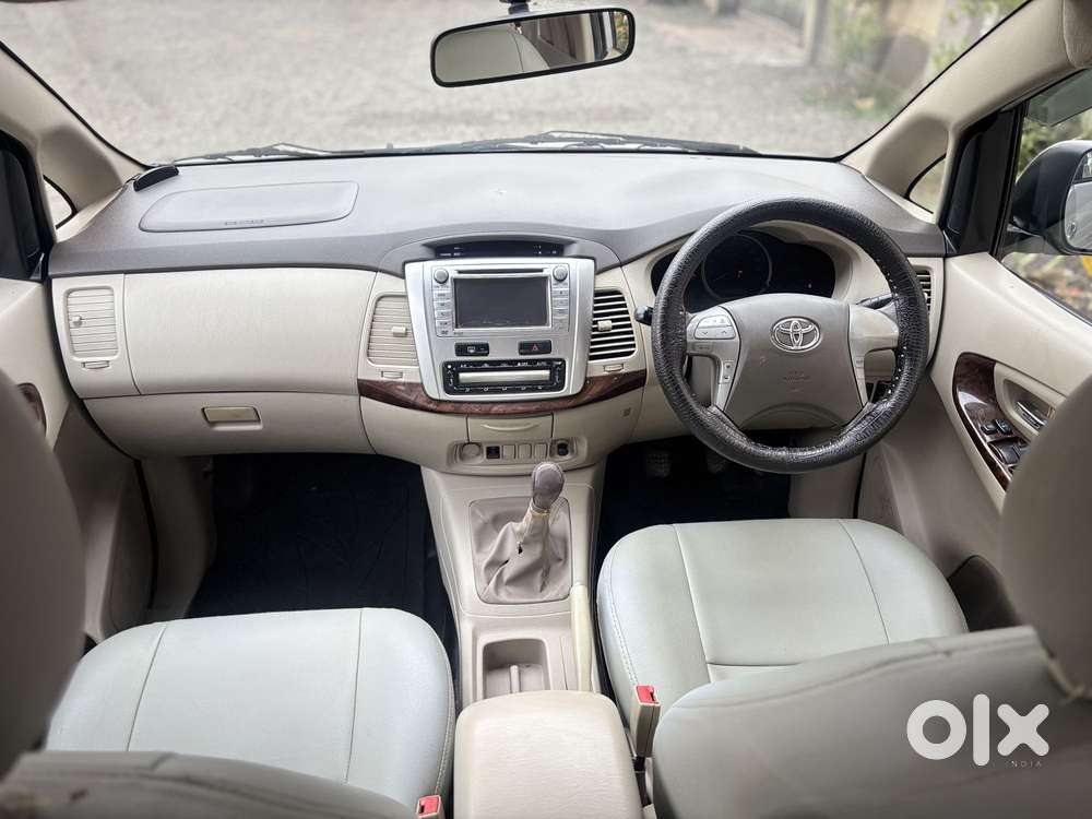 Toyota Innova 2.5 Vx (diesel) 7 Seater Bs Iv, 2013, Diesel
