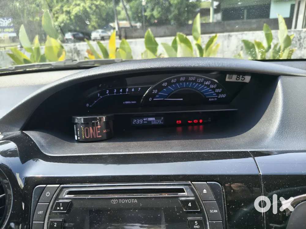 Toyota Etios Liva 2017 Petrol Well Maintained