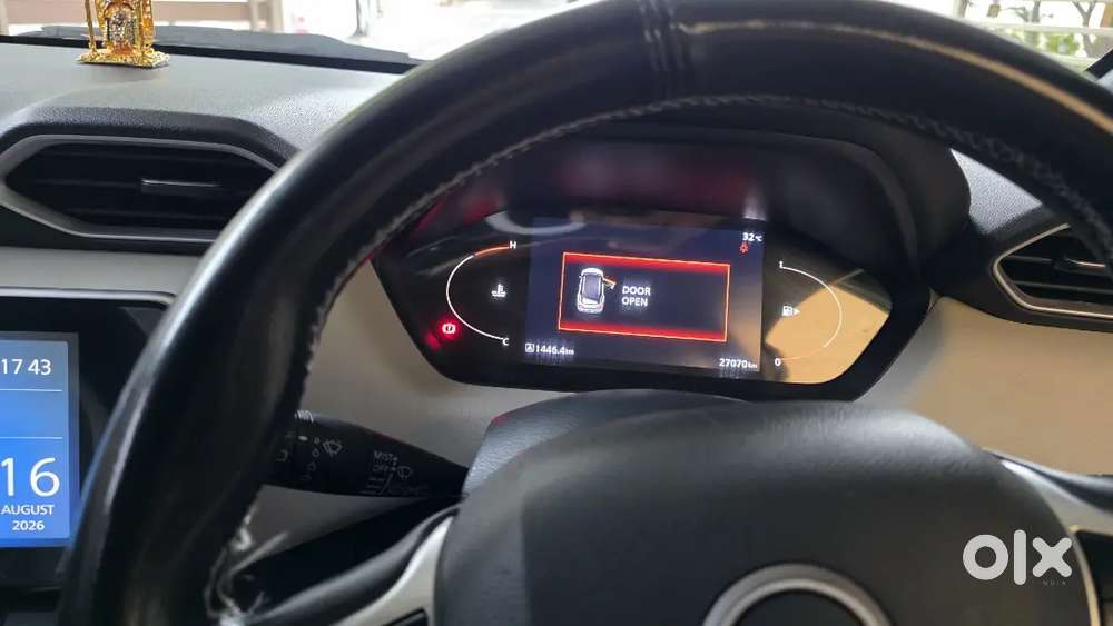 Showroom Maintained Nissan Magnite Xv Turbo Cvt 2022 Petrol Automatic
