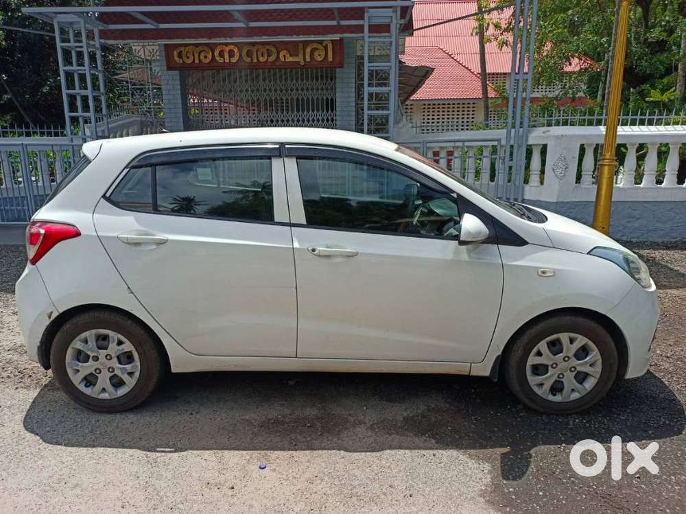 Hyundai Grand I10 Magna O At Petrol, 2016, Petrol
