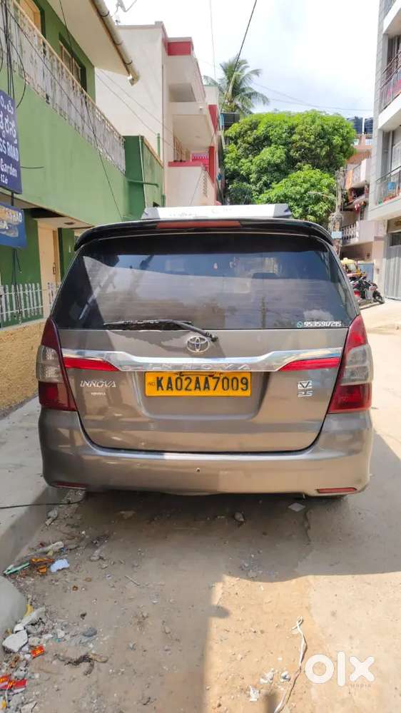 Toyota Innova 2010 Diesel Last