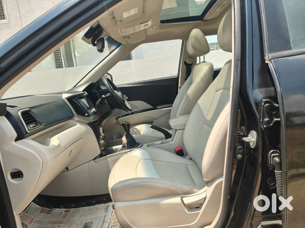 Mahindra Xuv300 W8 Option Diesel, 2021, Diesel