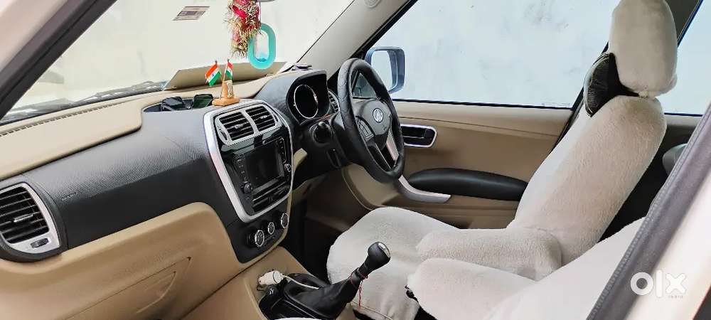 Mahindra Tuv 300 2018