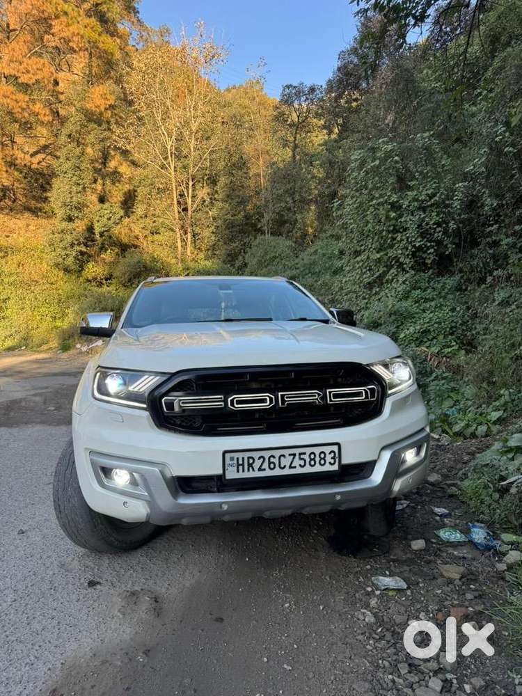 Ford Endeavour 2016