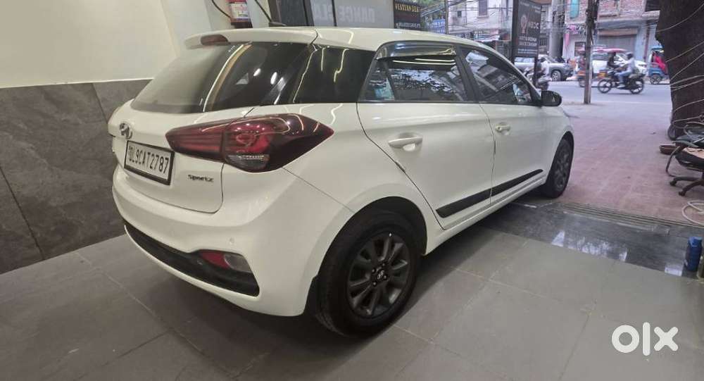Hyundai Elite I20 Sportz (o) 1.2, 2020, Petrol