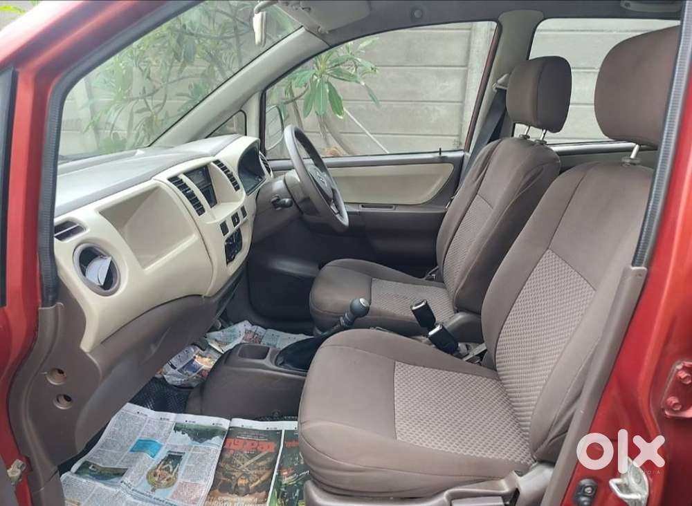 Maruti Suzuki Zen Estilo Lxi Bs Iv, 2011, Petrol