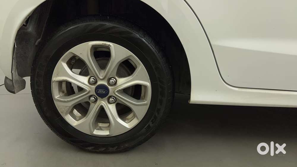 Ford Figo 2012-2015 Petrol Titanium, 2017, Petrol