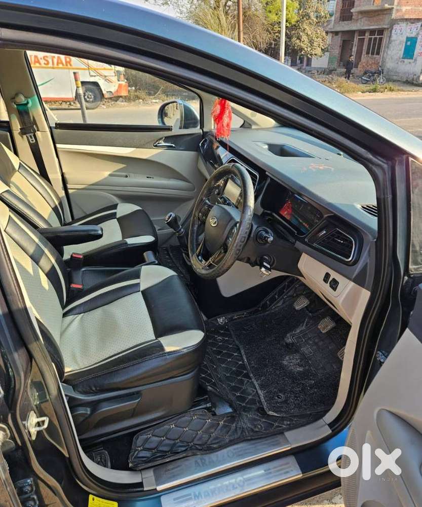 Mahindra Marazzo M6, 2018, Diesel