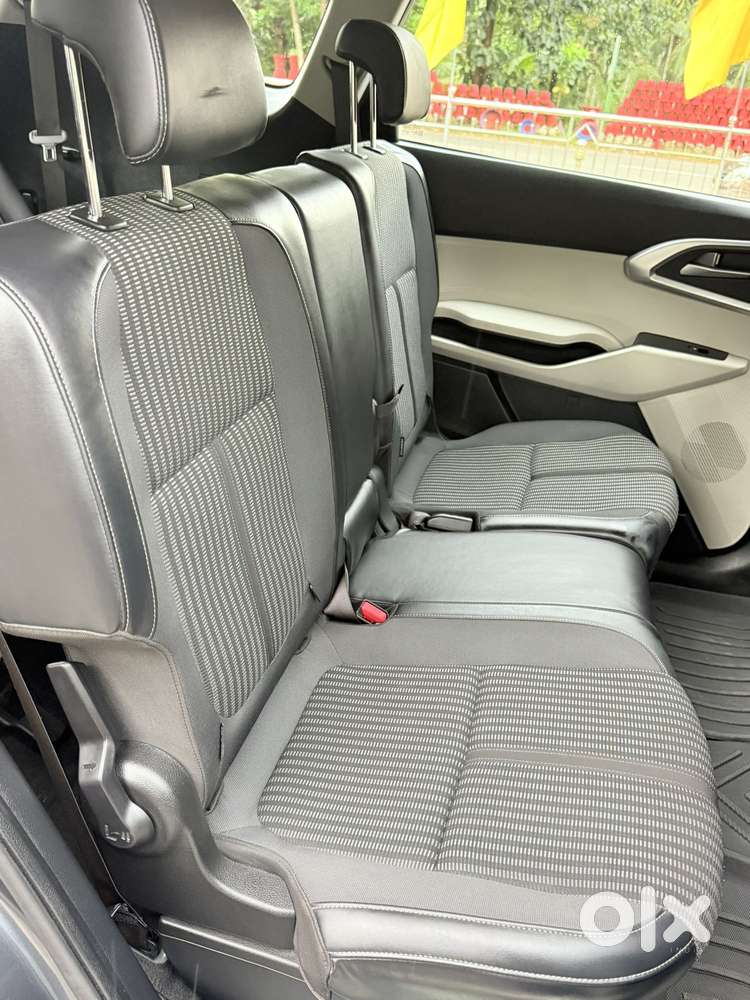 Kia Carens 1.5 Prestige 7 Str, 2023, Petrol