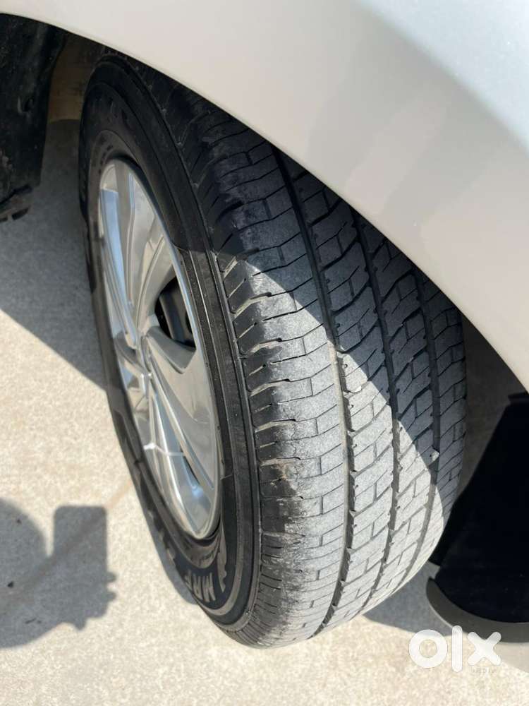 Maruti Suzuki Swift Dzire 1.3 Vxi, 2019, Petrol