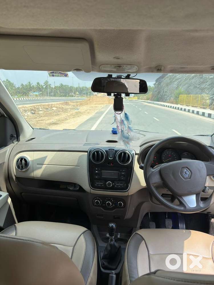 Renault Lodgy 2015 Diesel Well Maintained