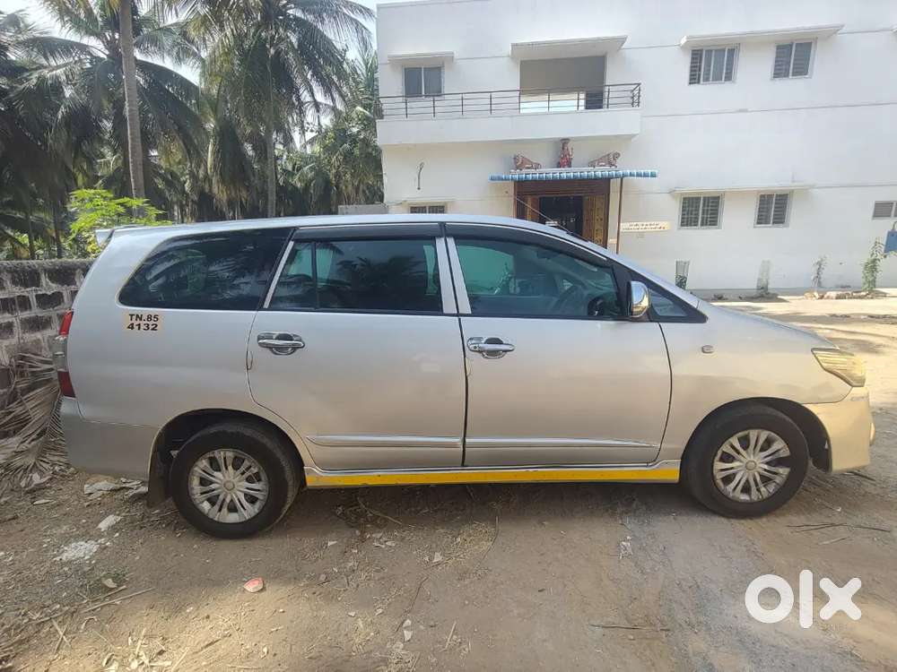 Toyota Innova 2014 Diesel Well Maintained