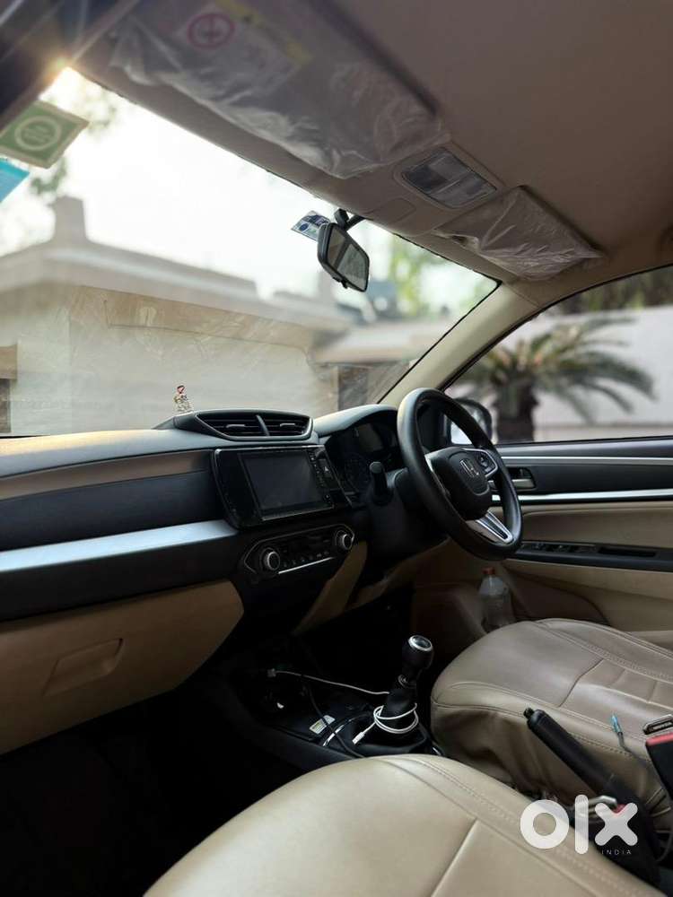 Honda Amaze 2024 Petrol Well Maintained
