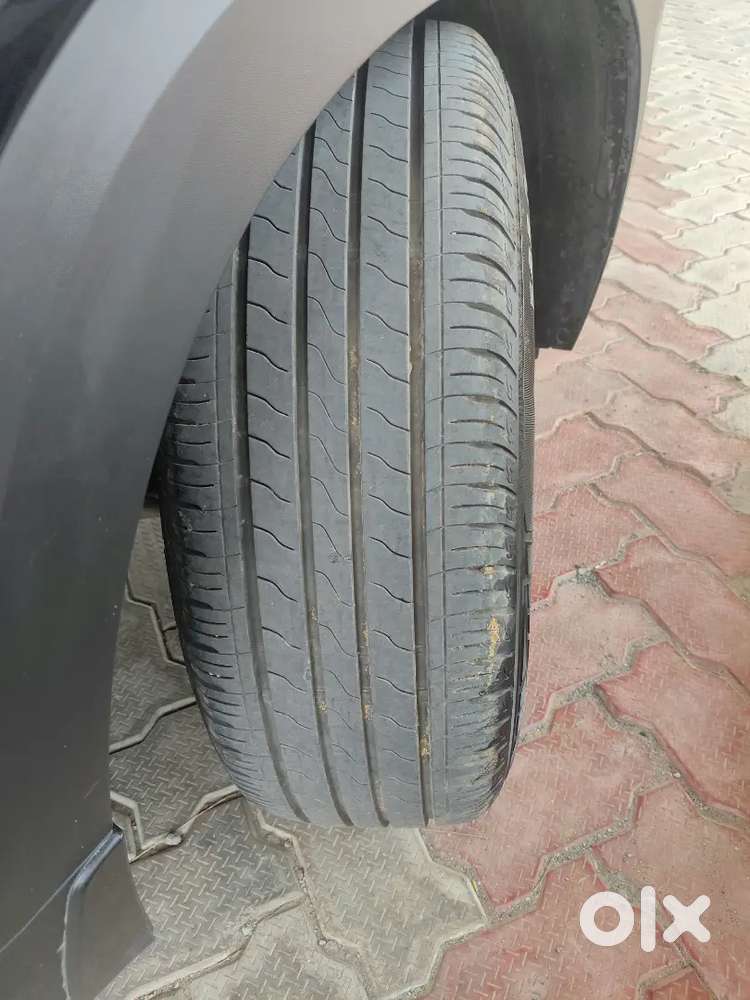 Kia Sonet Htk (o) 1.2mt Petrol