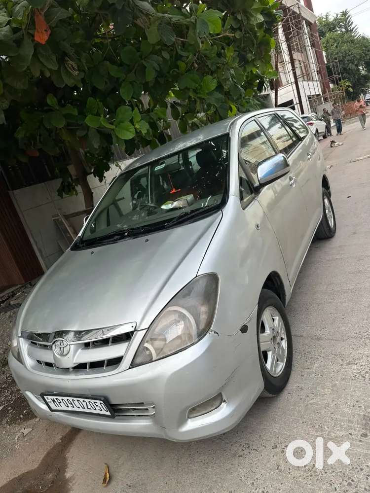 Toyota Innova 2.5 V 2009