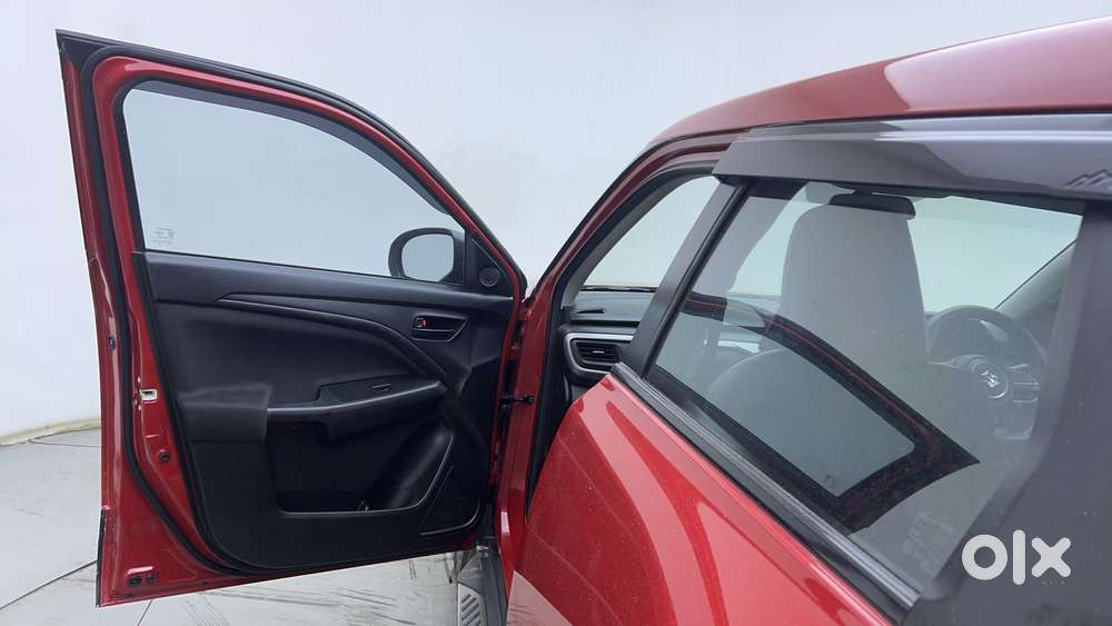 Maruti Suzuki Brezza Vxi At, 2022, Petrol