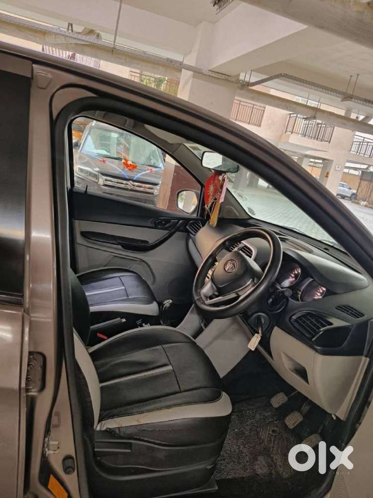 Tata Tiago 1.2 Revotron Xt (o), 2016, Petrol