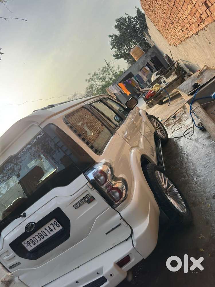 Mahindra Diesel Car 2017