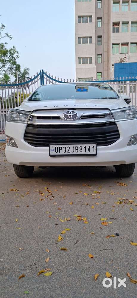 Toyota Innova Crysta 2.4 G Mt, 2017, Diesel