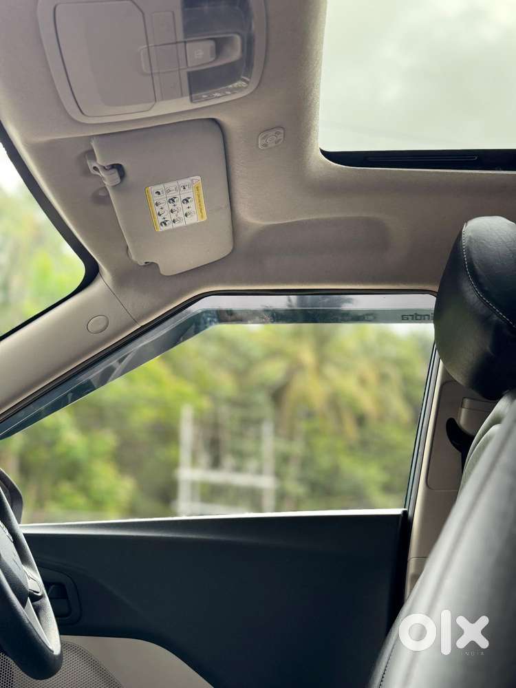 Mahindra Xuv300 1.2 W6 Amt Petrol, 2021, Petrol