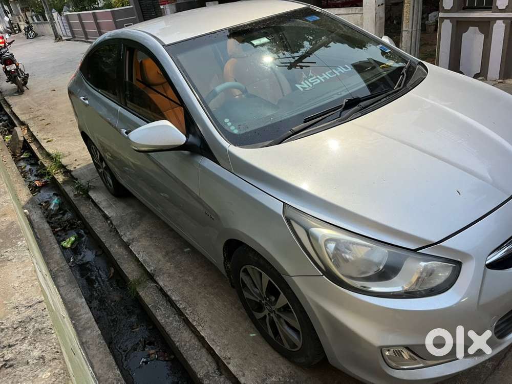 Hyundai Fluidic Verna 2013