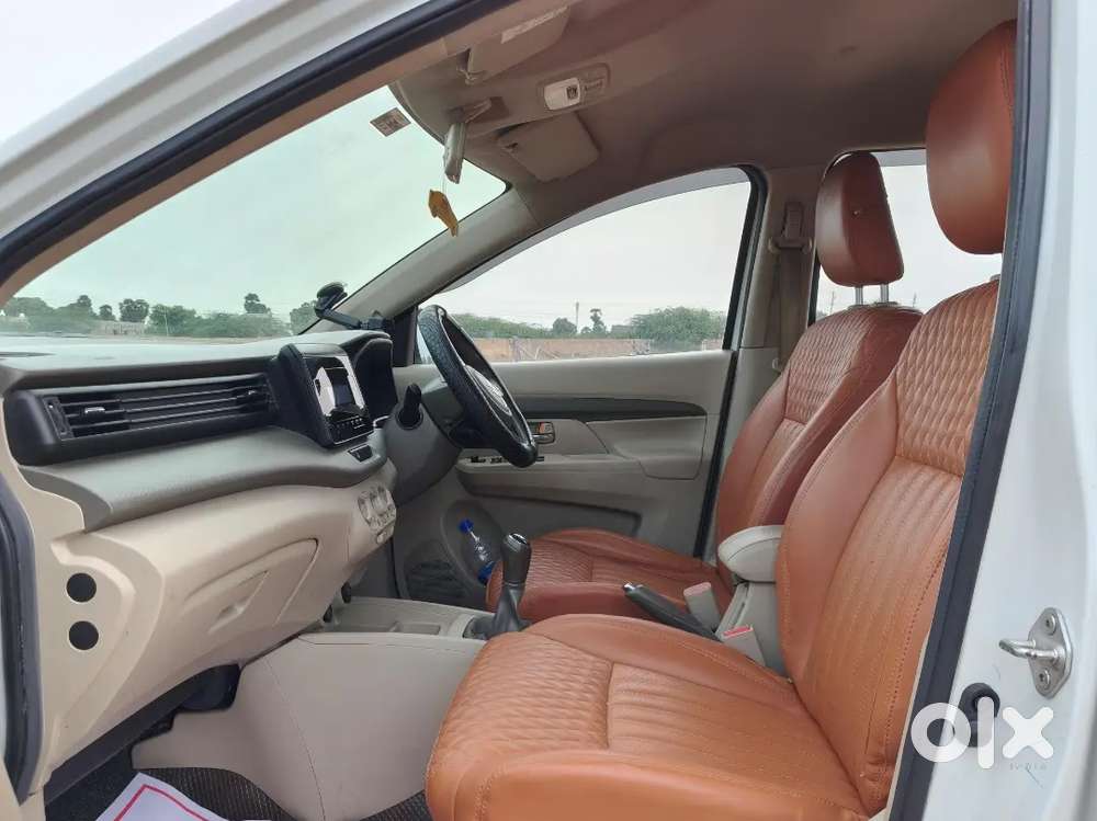 Maruti Suzuki Ertiga Vxi 2025