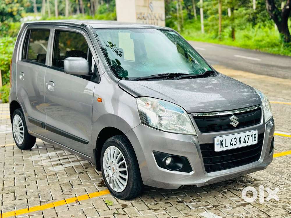 Maruti Suzuki Wagon R Vxi Amt, 2017, Petrol