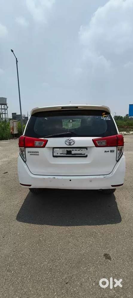 Toyota Innova Crysta 2.4 G Mt 7 Str, 2017, Diesel