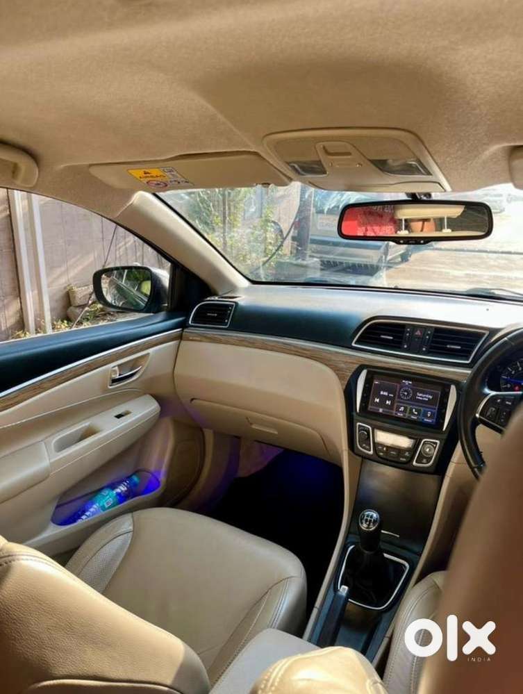 Maruti Suzuki Ciaz Alpha Hybrid (top Model)