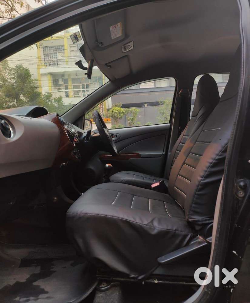 Toyota Etios Liva 2011-2012 Vx, 2012, Petrol