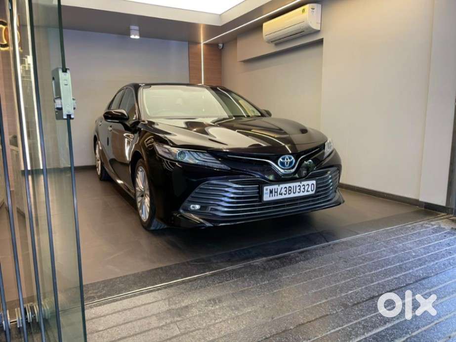 Toyota Camry Hybrid, 2020, Cng & Hybrids
