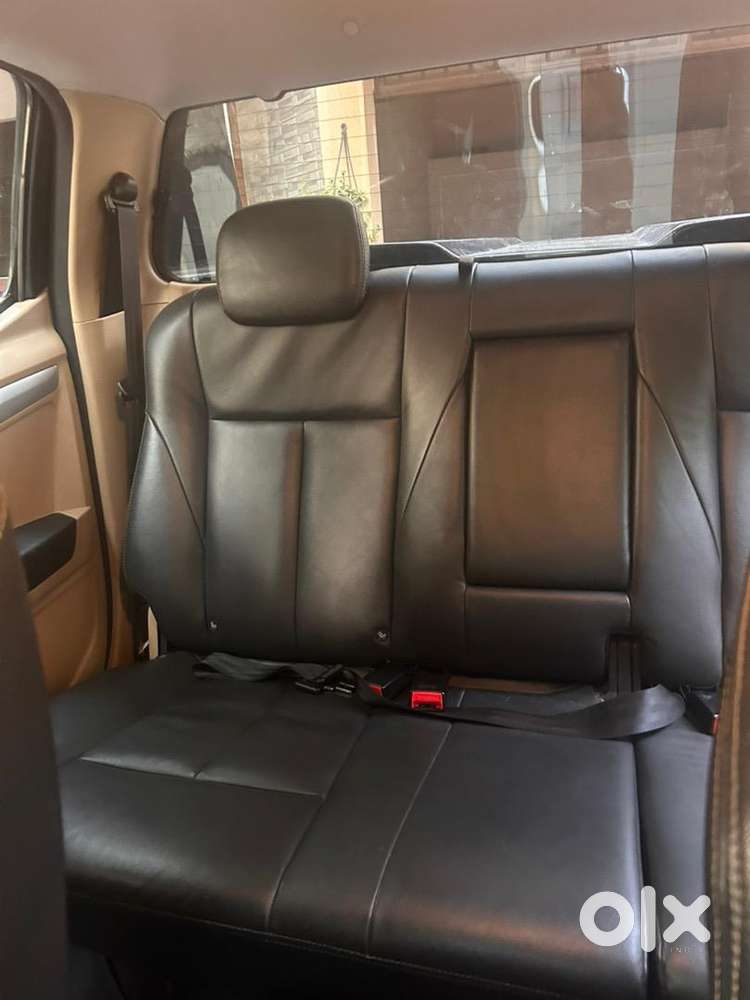 Isuzu V-cross 2017 Diesel Well Maintained