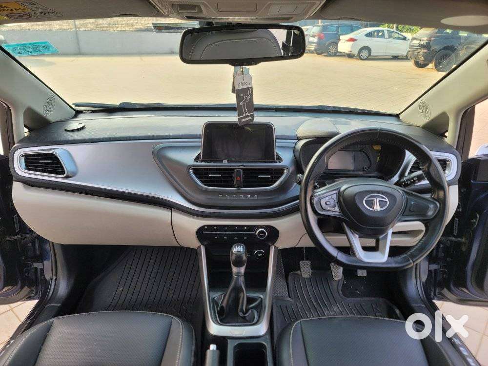 Tata Altroz Xz Plus (s) Icng, 2023, Cng & Hybrids